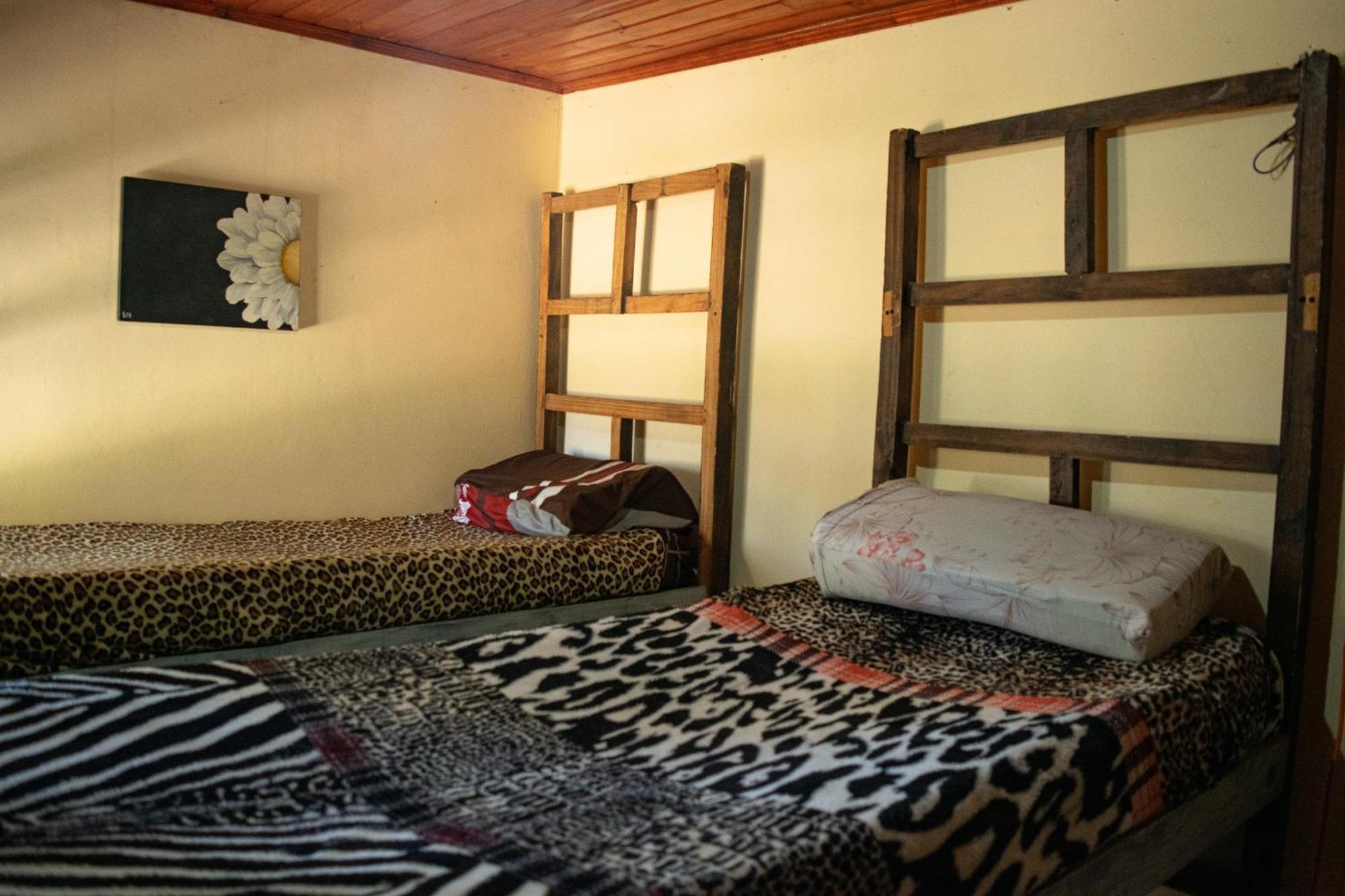Acusi Hostel Camping Humahuaca Buitenkant foto